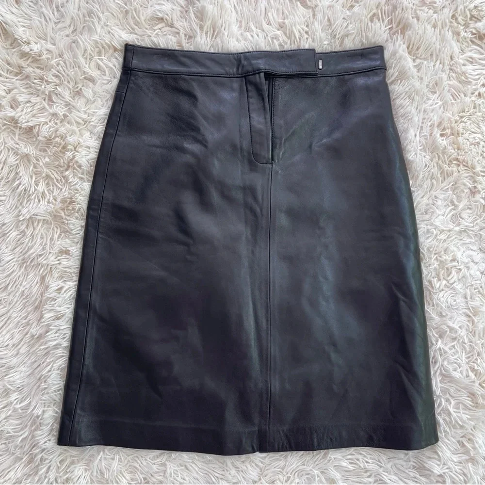 NWT Tommy Hilfiger vintage 100% leather knee length skirt black size 4